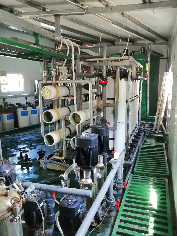 碳化硅半导体衬底清洗超纯水工艺搭配方案-水天蓝环保
